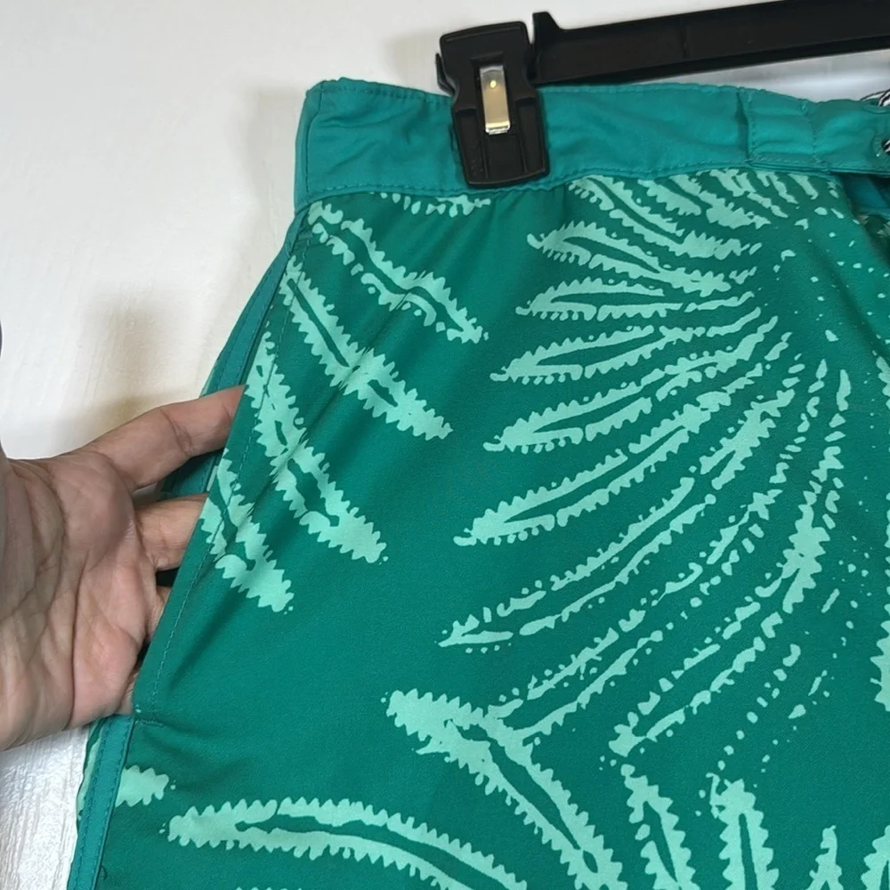 Speedo Green Tropical Swim Hybrid Boarder Surf Shorts Size Large EUC #5736